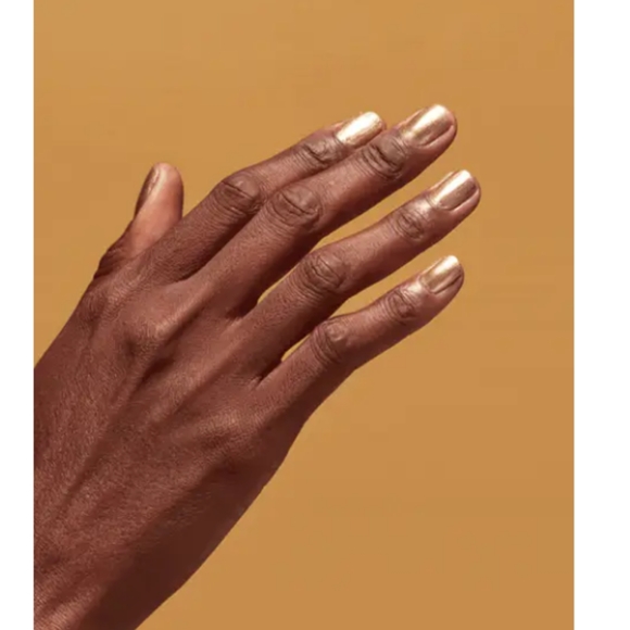 💅 3/$20 OPI - Sleigh Bells Bling - Picture 5 of 8